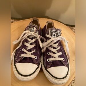 Converse All‎ Star Purple canvas sneakers shoes Size 1 Kids Chuck Taylor